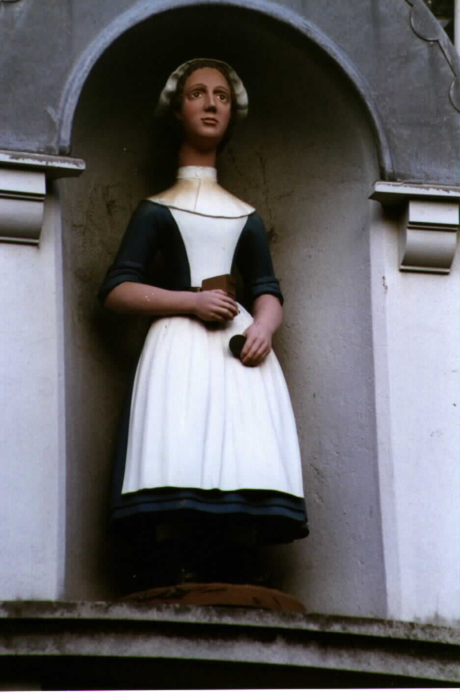 blujenny.jpg - 65142 Bytes